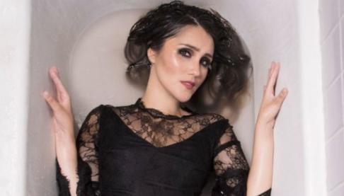 Когда батя узнал, что его сын хочет бросить школу и устроиться МАСТЕРОМ ОРИГАМИ, он пришёл в ярость! Но мачеха решила поддержать его желание! только на порно365.ру